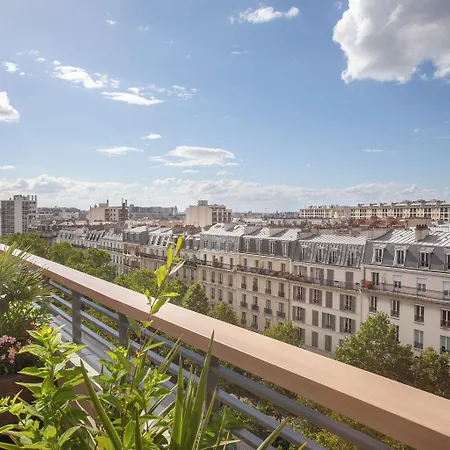 The People - Bercy Hostel