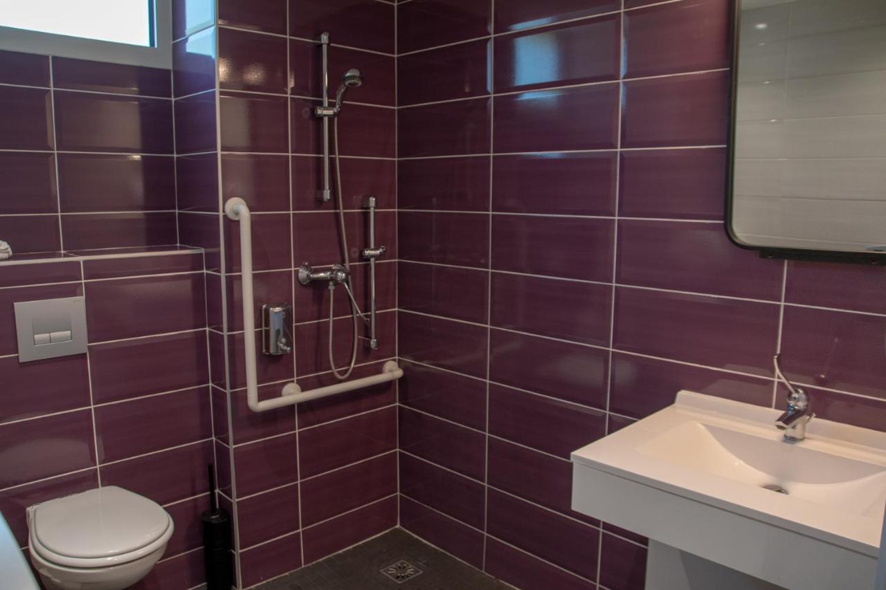 The People - Bercy Hostel